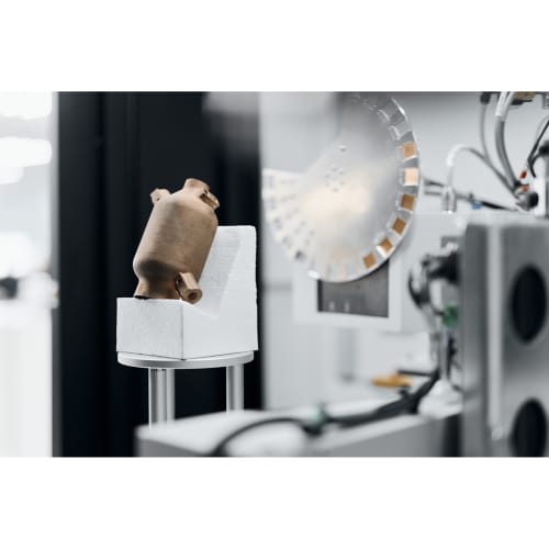 ZEISS OmniFix CT pěna, tvarovan&aacute;, 0,018 g/cm&sup3; bez kovov&eacute; desky, 2 kusy fotografie produktu