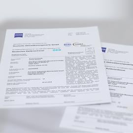 DAkkS kalibrace stupňov&yacute;ch měrek tř&iacute;dy 0 do 300mm fotografie produktu