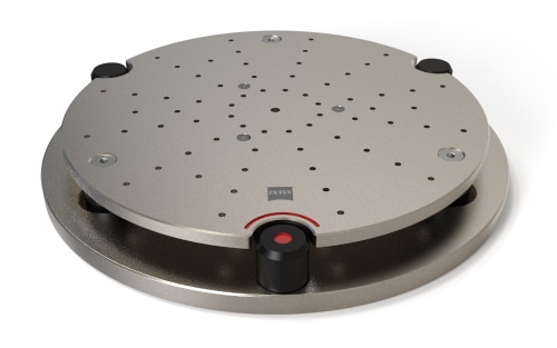 Palety a drž&aacute;ky palet